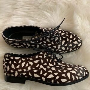 Diane Von Furstenberg Calf Oxford lace up flat Shoes Sz 5 1/2